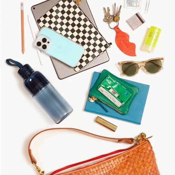 Clare V Tan Leather Shoulder Bag with Woven Texture - Picture 6 of 9